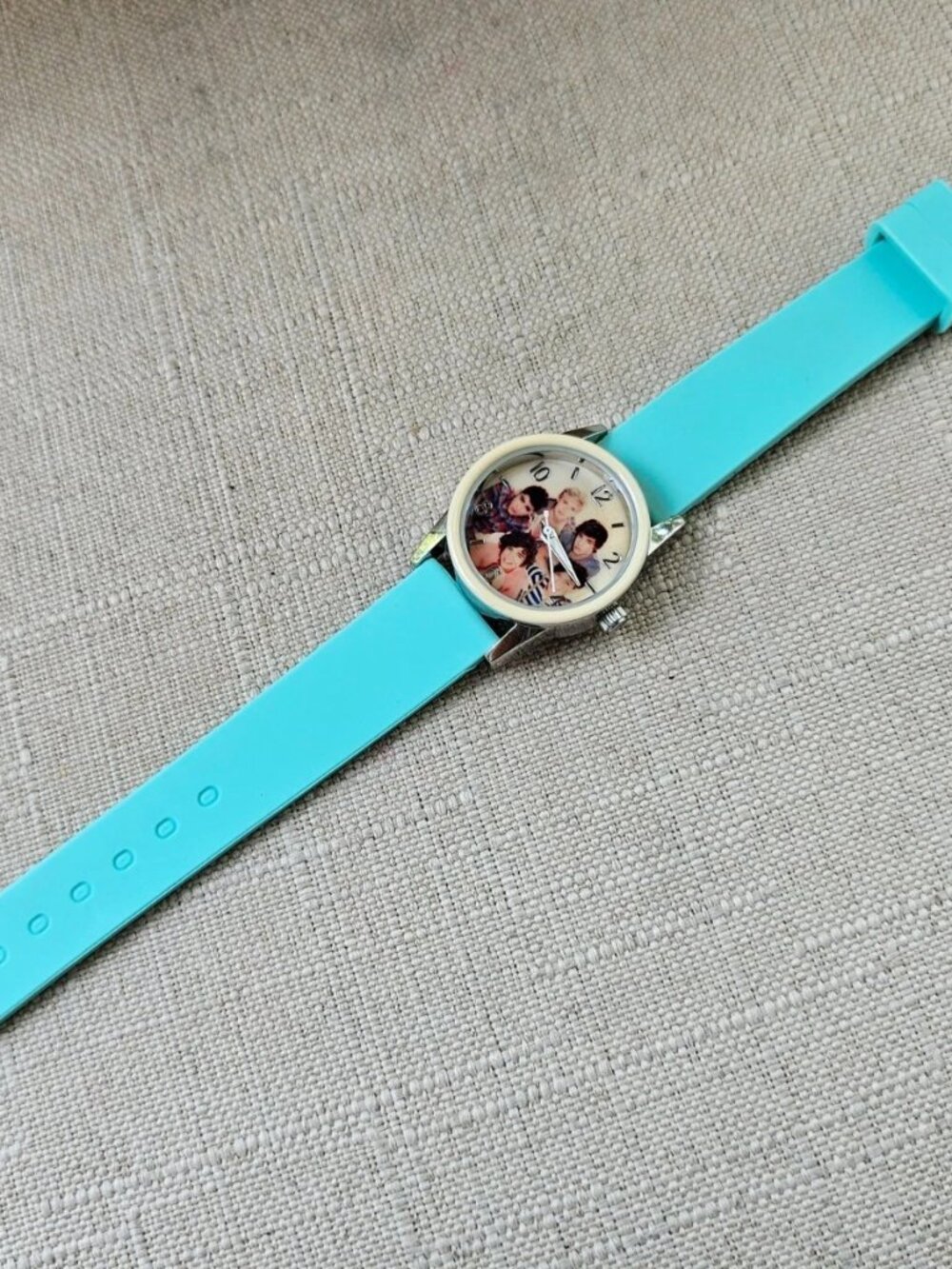 Vintage One Direction Wristwatch Blue Tone Rubber Strap Quartz Analog Watch - Picture 9 of 11